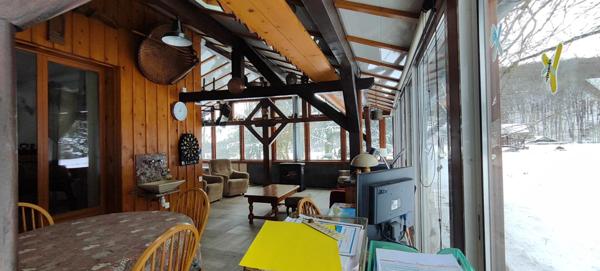 Maison 7 pièces 246 m2 sur un terrain de 41 222m²