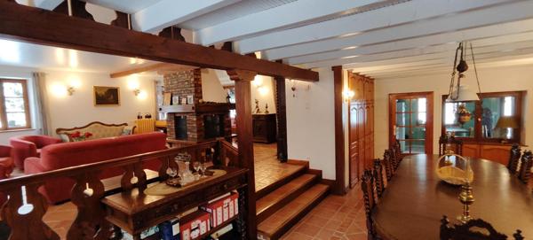 Maison 7 pièces 246 m2 sur un terrain de 41 222m²