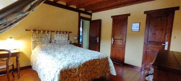 Maison 7 pièces 246 m2 sur un terrain de 41 222m²