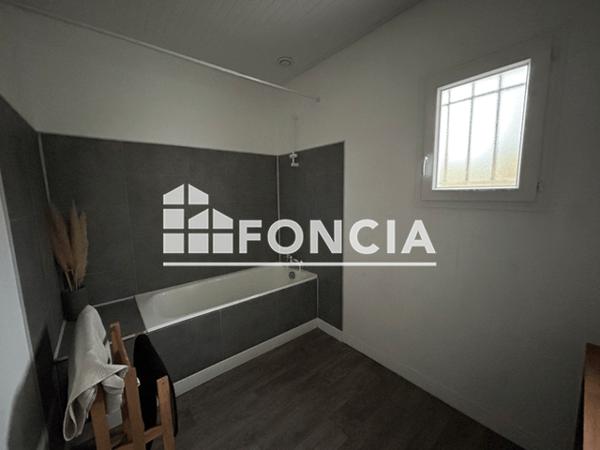 Location Maison 3 pièces 90 m² - 49A RUE DE LA FONTAINE Noirmoutier En L Ile 85330