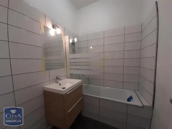 Appartement à louer 2 pièces 51.21m² Villeurbanne (69100)