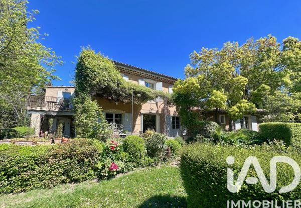 Maison à vendre 8 pièces 256 m² Sainte-Cécile-les-Vignes