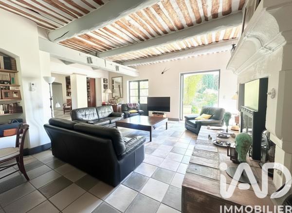 Maison à vendre 8 pièces 256 m² Sainte-Cécile-les-Vignes