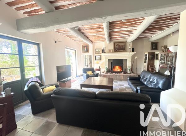 Maison à vendre 8 pièces 256 m² Sainte-Cécile-les-Vignes