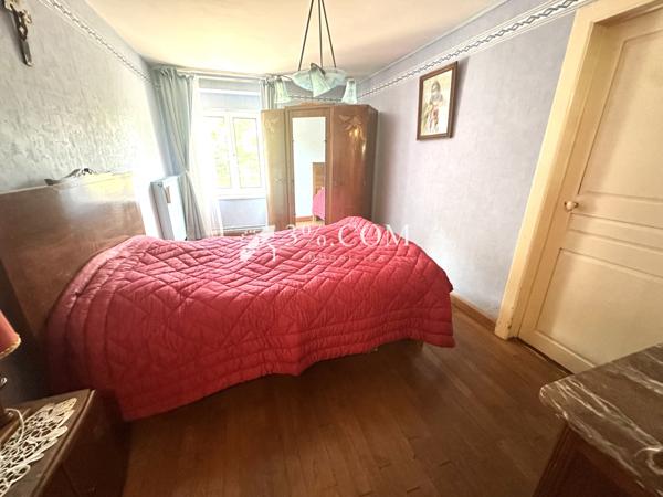 Maison de village 6 pièce(s) 3 chambre(s) 120 m²