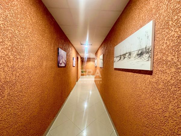 À vendre : Appartement meublé  avec terrasse et vue sur la marina Le Barcarès