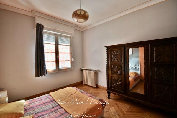Immeuble à Vendre SAINT GAUDENS (31), 3 Appartements avec 3 Garages et Jardin