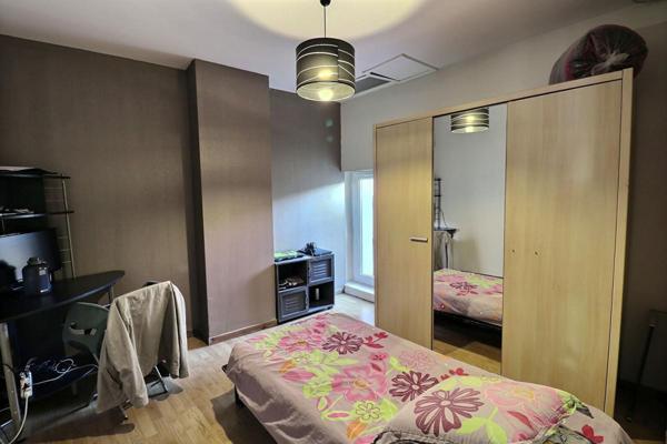 VENTE A TERME Immeuble Bagnols Sur Ceze 10 pièce(s) 350 m2