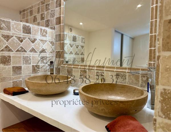 Maison rénovée avec vue , l'Ermitage 4 chambres, terrain avec puits 3800 m2