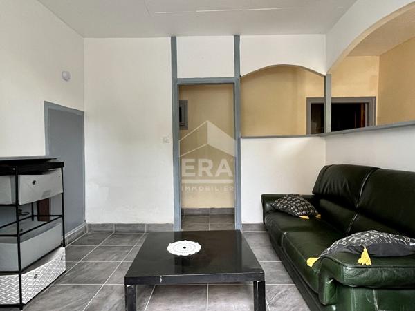 Maison de ville avec terrasse à Valence-sur-Baïse .Idéal premier achat ou investissement locatif