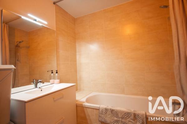 Appartement à vendre 4 pièces 76 m² Crozet