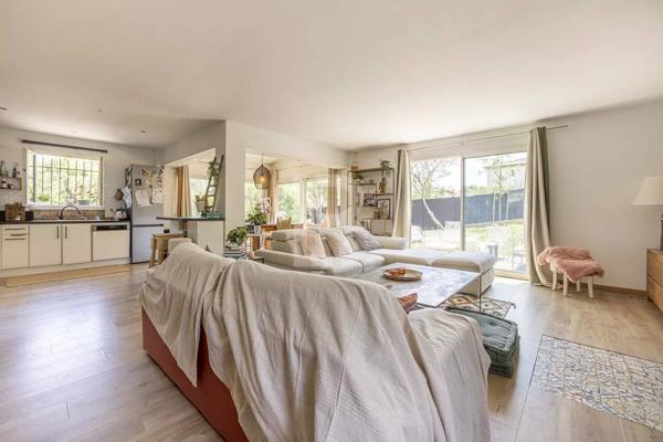 Maison Provençale de Charme dans Domaine Privé – À Pied du Village de Valbonne