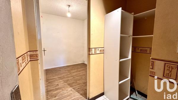 Appartement 2 pièces de 44 m² à Charleville-Mézières (08000)