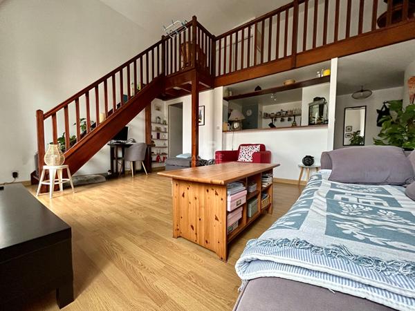 Appartement Carrieres Sous Poissy 2 pièce(s) 49.18 m2 160 000 € **  - Référence  9322