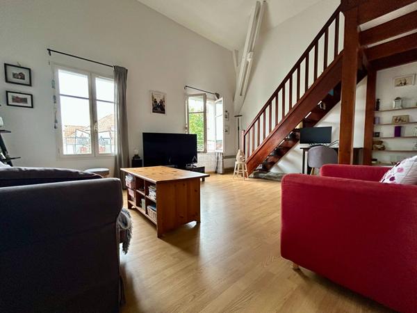 Appartement Carrieres Sous Poissy 2 pièce(s) 49.18 m2 160 000 € **  - Référence  9322