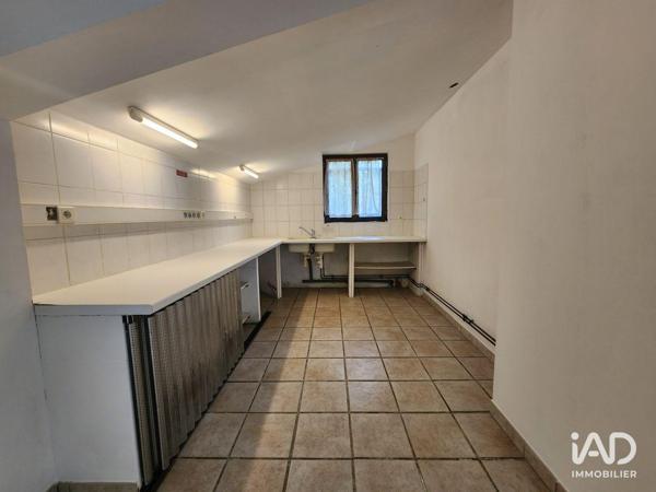 Location local d’activité 122 m² Saint-Sauveur