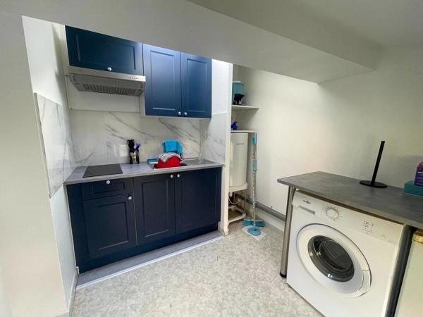 Location                                                      Appartement
                        
                     1 pièces                      22 m2                     à Saint-Étienne