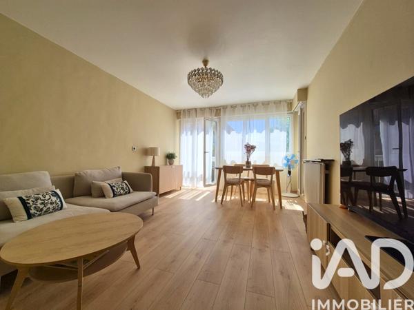 Appartement à vendre 4 pièces 77 m² Évry-Courcouronnes