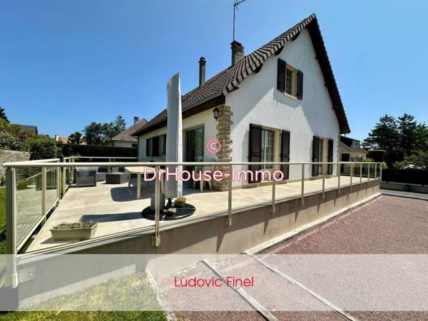 Maison à vendre 8 pièces de 212 m²