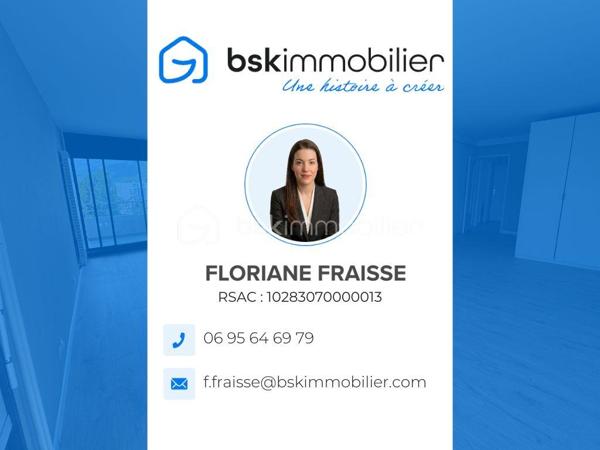 À vendre, bel appartement de type T3 orienté Sud-Ouest, situé au 7ème étage sur 8 d'une résidence avec ascenseur, situé Avenue du Vercors à Meylan (quartier Grand Pré).

Parfait état dont salon refait à neuf en 2026, cuisine refaite il y a moins de 2 ans. 

Caractéristiques :
- Grand salon / salle à manger avec baie vitrée coulissante équipée d'un volet électrique
- 2 Chambres dont une avec placard
- Rangements à l'entrée
- Cuisine équipée : ensemble d'éléments haut et bas, hotte aspirante, évier, table de cuisson, four à chaleur tournante, lave vaisselle, micro-ondes
- Espace buanderie 
- Salle de bains avec douche 
- Une cave au sous-sol (n°18)
- Façade et isolation extérieure rénovées courant 2020
- Chauffage collectif au gaz
- Résidence avec espaces verts, aires de jeux, parking privatif (sécurisé et fermé), local à vélos, conciergerie dans la copropriété. 

Environnement :
Résidence calme avec espaces verts.
A proximité des transports en commun (C1), des commerces (Pharmacie, restaurant, banque, coiffeur, boulangerie..).
Ecole maternelle et primaire Grand pré, collègue des Buclos à proximité.

DPE: C / B 
Charges de copropriété annuelles: 1.947€
Taxe foncière: 1.371€
