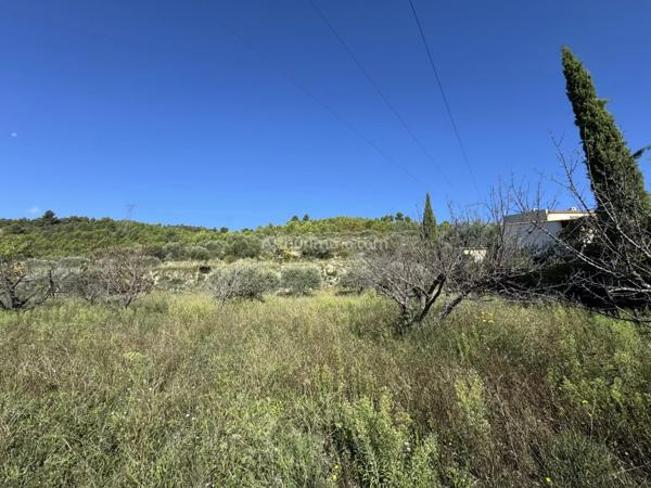 Vente Terrain 1840 m2 à Manosque