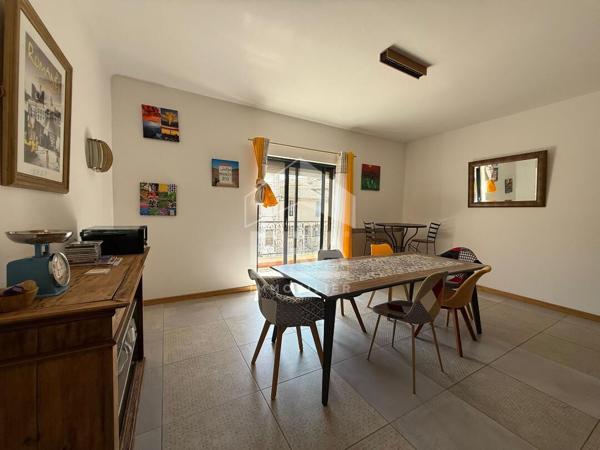 Maison avec local commercial