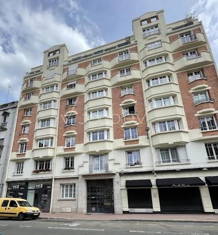 LILLE République - 198 000 € FAI