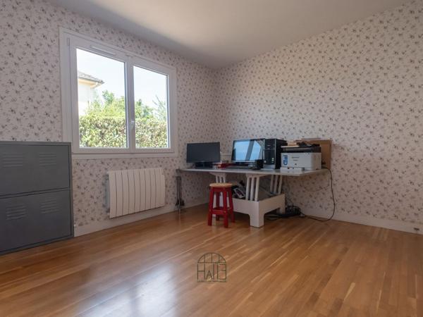 Maison
         5 pièces
        - 124 m² Exclusivité 230 000 € *