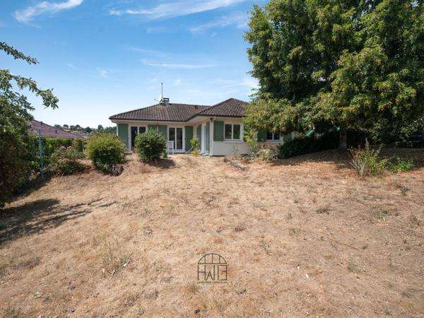Maison
         5 pièces
        - 124 m² Exclusivité 230 000 € *