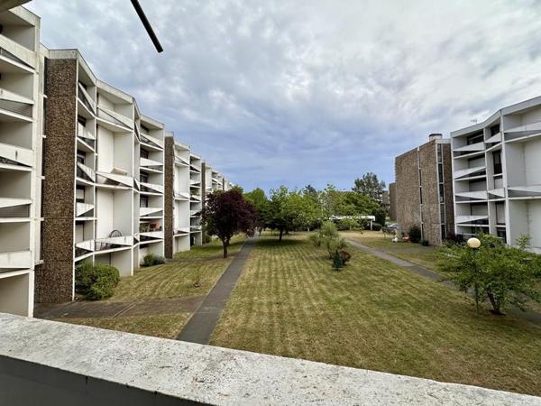 Appartement à vendre |                                       Pessac |                                        3 pièces  |  57 m²