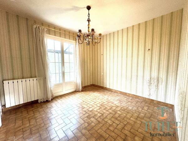 RONCE LES BAINS : MAISON A 500M DE LA PLAGE
