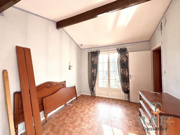RONCE LES BAINS : MAISON A 500M DE LA PLAGE