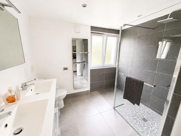 Maison Urrugne, quartier Olhette, 8 pièces 205 m2
