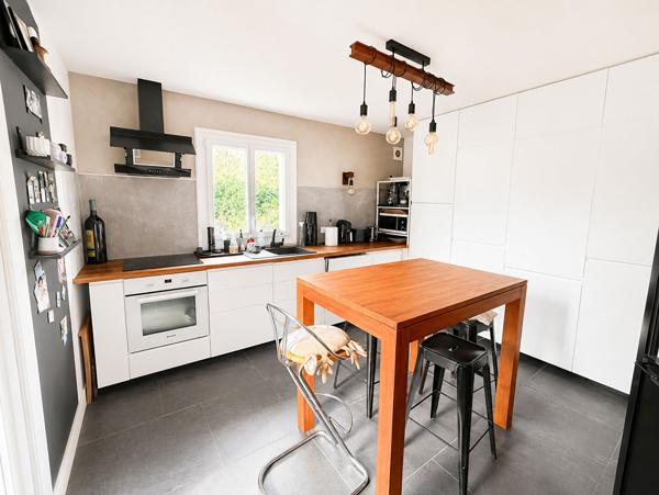 Maison Urrugne, quartier Olhette, 8 pièces 205 m2