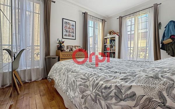 Appartement à vendre    3 pièces • 48 m2 Paris 20