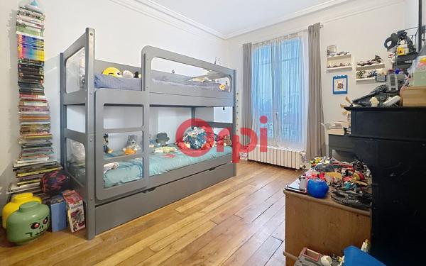 Appartement à vendre    3 pièces • 48 m2 Paris 20