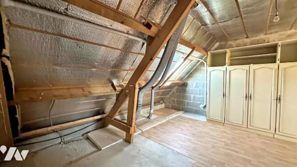 A VENDRE 56 VANNES Pompidou maison 1998 100 m² habitables, jardin 421 m²