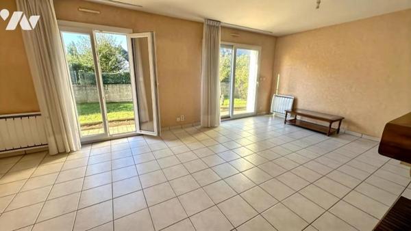 A VENDRE 56 VANNES Pompidou maison 1998 100 m² habitables, jardin 421 m²
