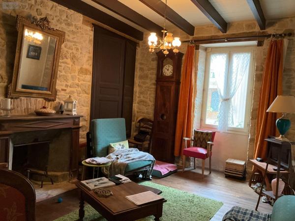 Maison à vendre à Gourdon dans le Lot (46300), ref : 46041/411