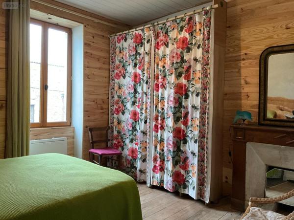 Maison à vendre à Gourdon dans le Lot (46300), ref : 46041/411