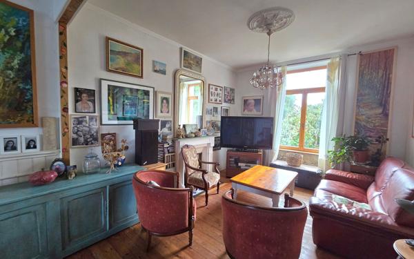 Maison à vendre    6 pièces •  Landivisiau