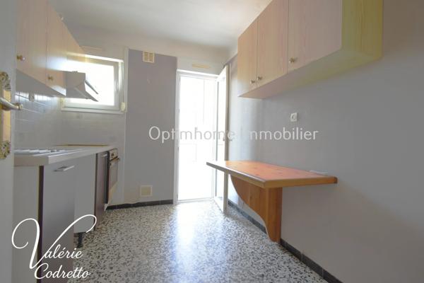 Appartement T3 de 64 m² avec terrasse et loggia – Résidence Le Cap d'Or – Six-Fours-les-Plages – À deux pas de la plage 83140