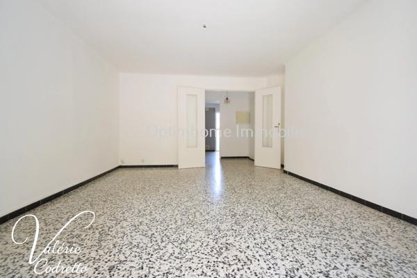 Appartement T3 de 64 m² avec terrasse et loggia – Résidence Le Cap d'Or – Six-Fours-les-Plages – À deux pas de la plage 83140
