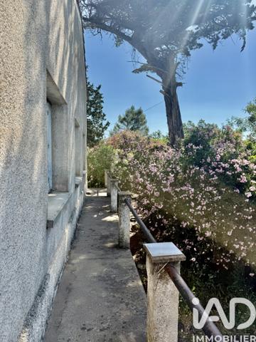 Maison à vendre 7 pièces 150 m² Le Cannet-des-Maures