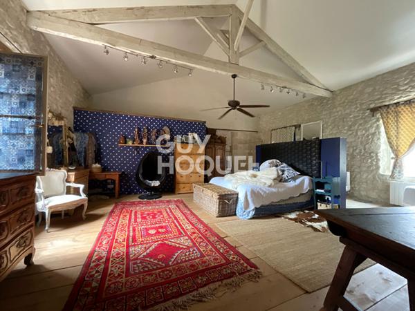 Mas BORD DE SORGUE Le Thor 5 pièces 240m² au calme