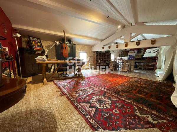 Mas BORD DE SORGUE Le Thor 5 pièces 240m² au calme