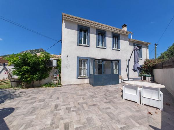Villa Hyeres 4 pièce(s) 96 m2