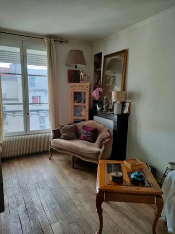 charmant 2 pieces, quartier Boucicaut