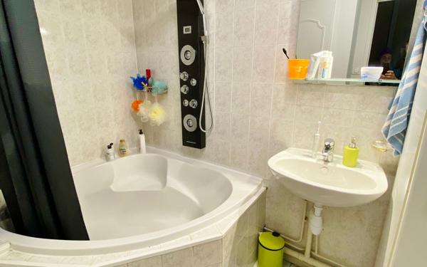 Appartement à vendre    4 pièces • 85,48 m2 Lyon 5