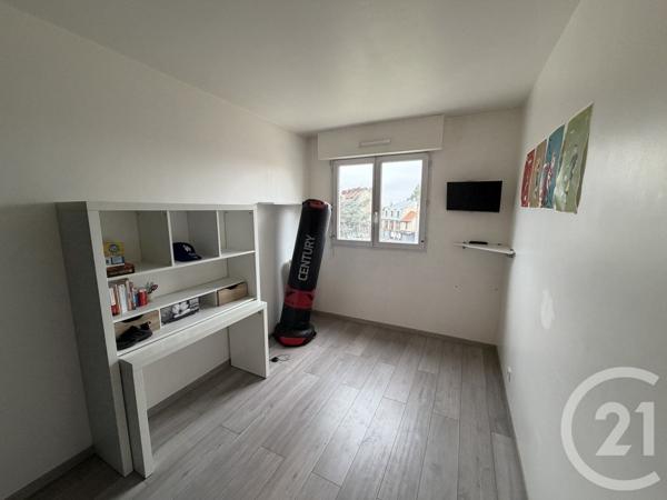 Appartement F4 à vendre  4 pièces - 81,60 m2 LIVRY GARGAN - 93